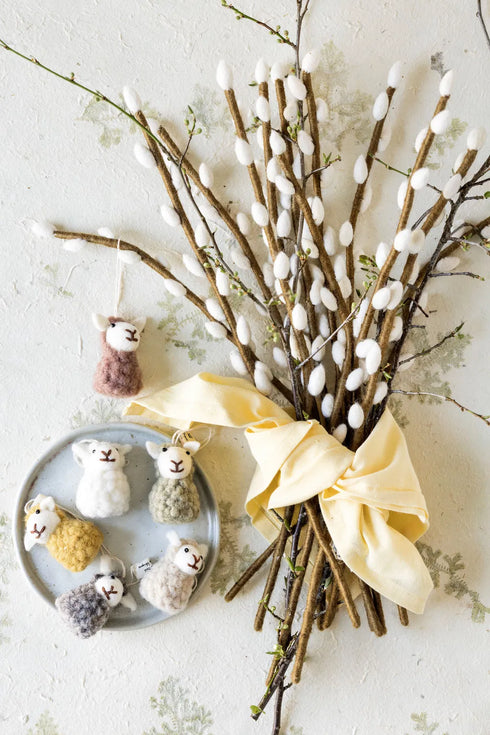 Gry & Sif Sittande får - Beige