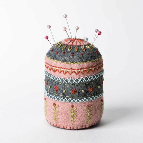 Corinne Lapierre: Felt Pincushion Kit