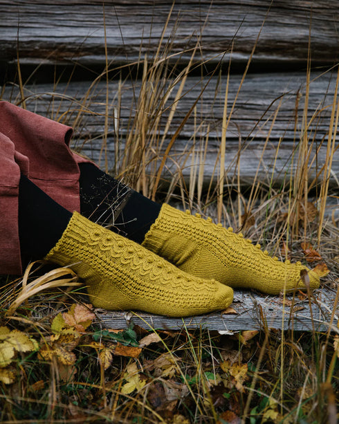 Laine: 52 Weeks of Socks Vol II