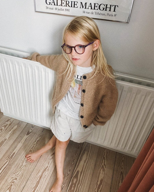 PetiteKnit Stickmönster på svenska- Hållbart Garnpaket Tillgängligt