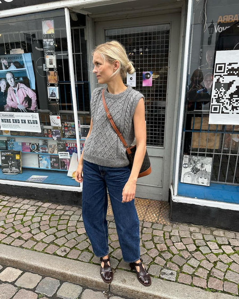 PetiteKnit Stickmönster på svenska- Hållbart Garnpaket Tillgängligt