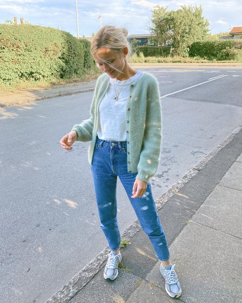 PetiteKnit Stickmönster på svenska- Hållbart Garnpaket Tillgängligt